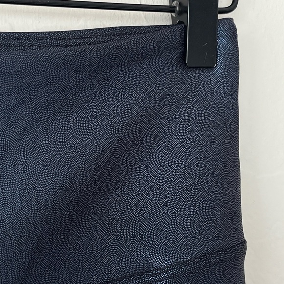 Carbon38 high rise metallic shine dot leggings medium - Picture 7 of 10